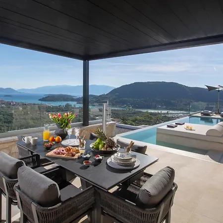 Apartment Pothos - Afroditi Collection *