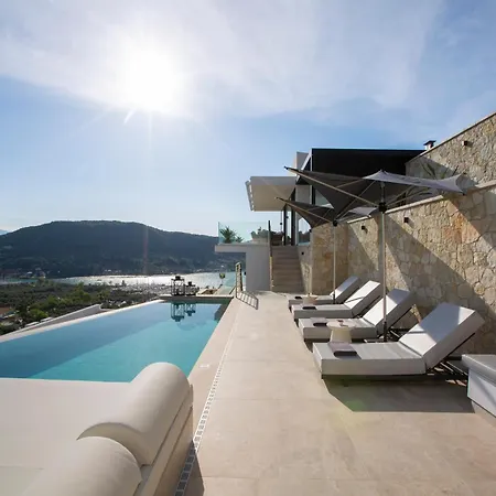 Pothos - Afroditi Collection Apartment