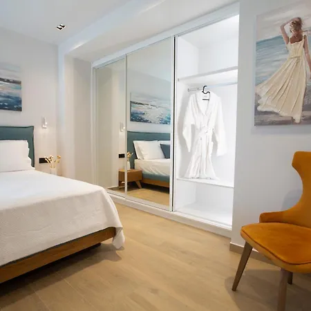 Pothos - Afroditi Collection Apartment