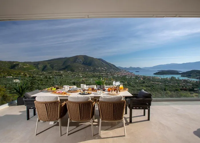 Pothos - Afroditi Collection Nydri (Lefkada)